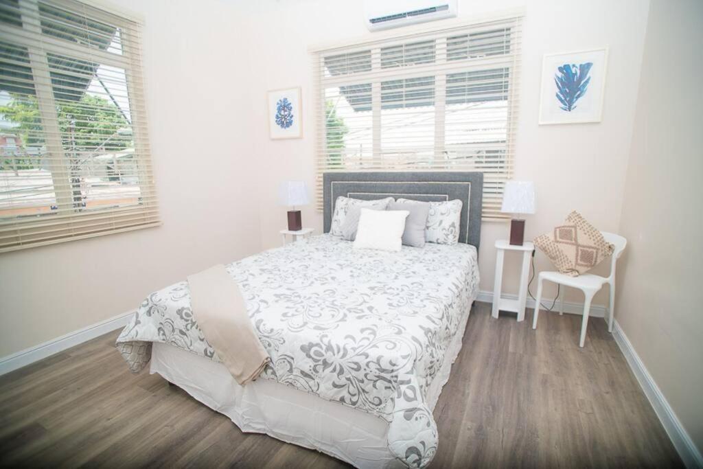 Raynebow Chateau - Chic City Getaway Port of Spain ภายนอก รูปภาพ